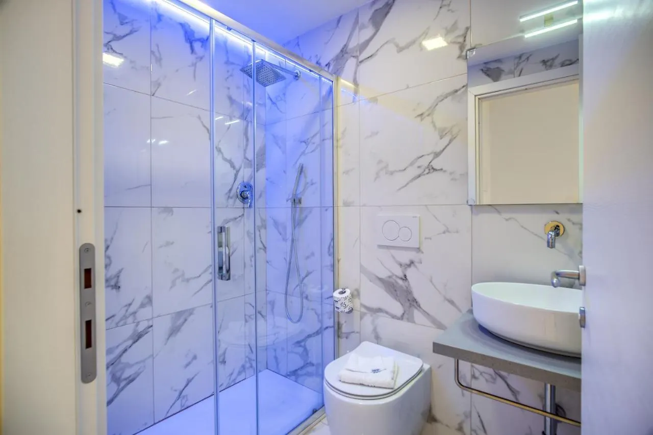 Rose Suite Рим Гостевой дом